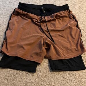 Men’s Vuori size Large